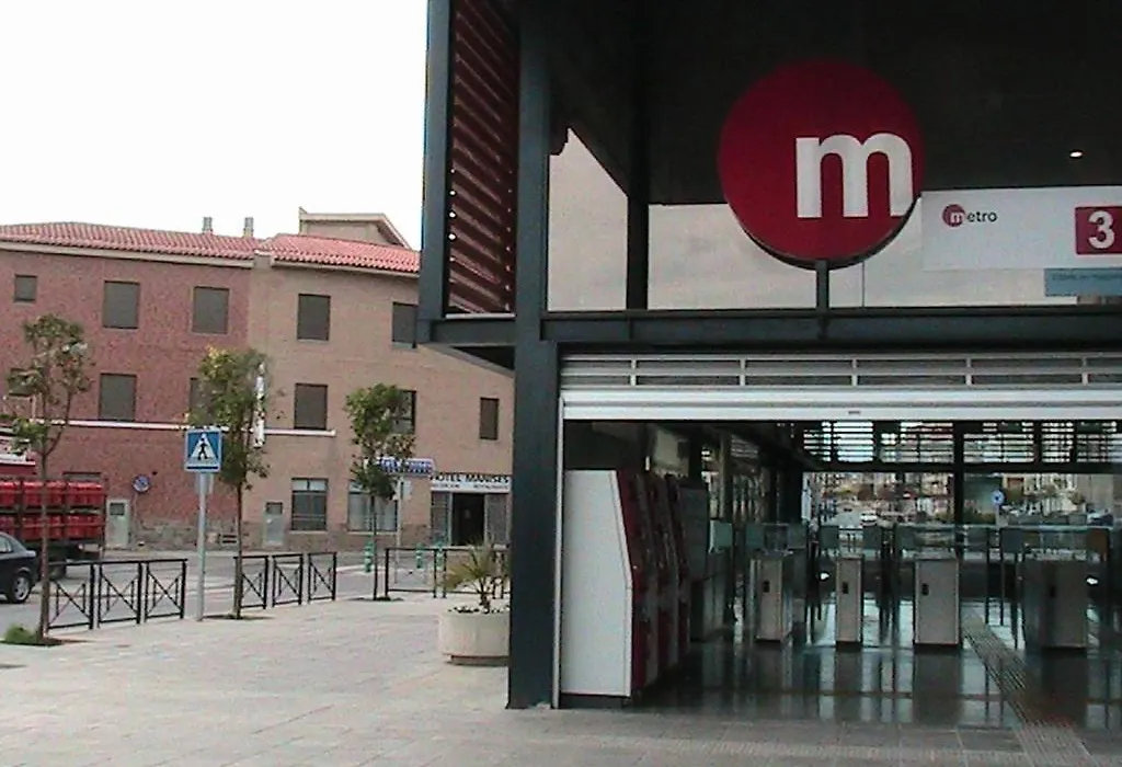 Hotel Manises-1