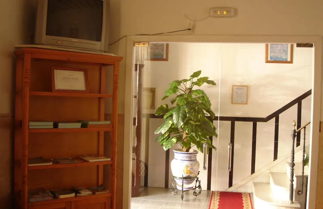 Hostal Toscano-1