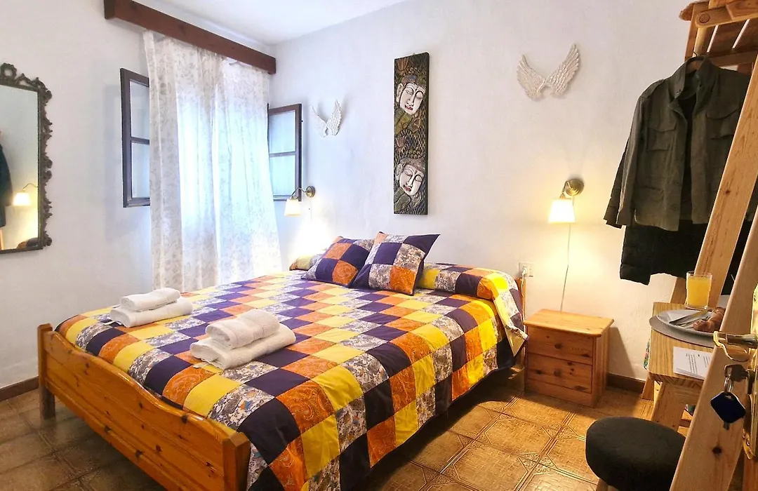 La Casa De Abuela Habitaciones Con Bano Compartido En El Casco Historico De Frigiliana "Solo Adultos"-1