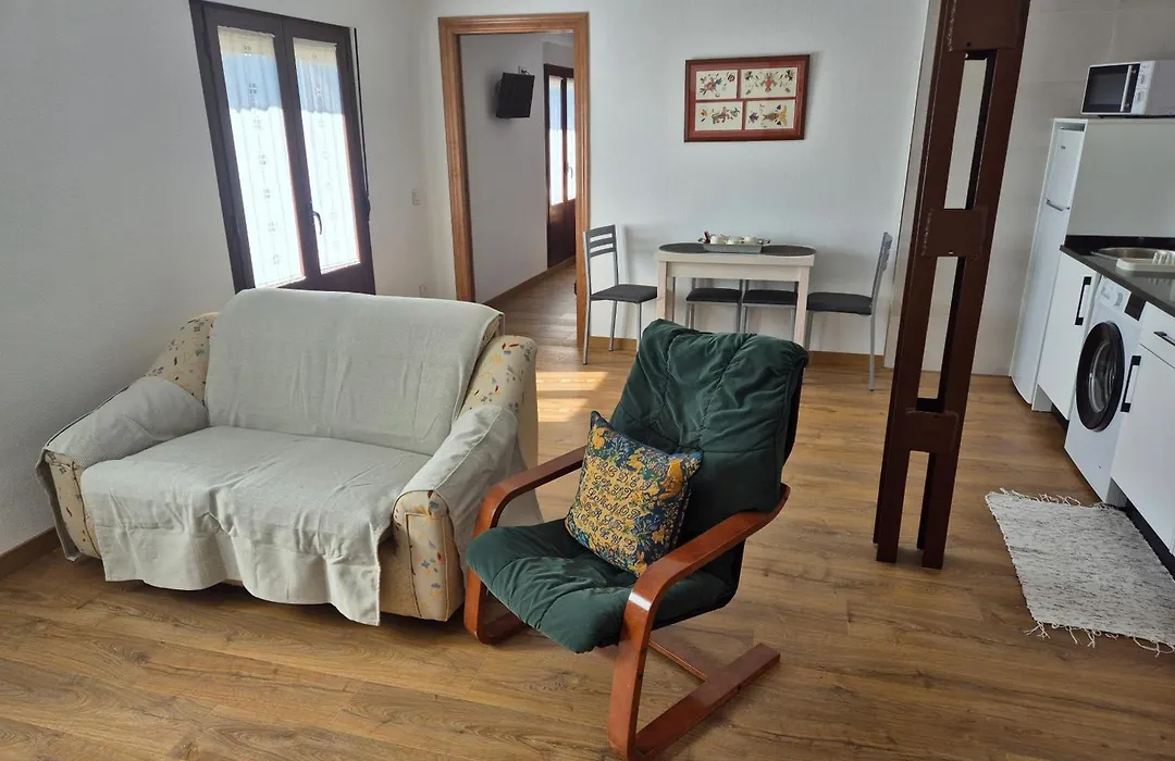 Hostal Rio Almar-1