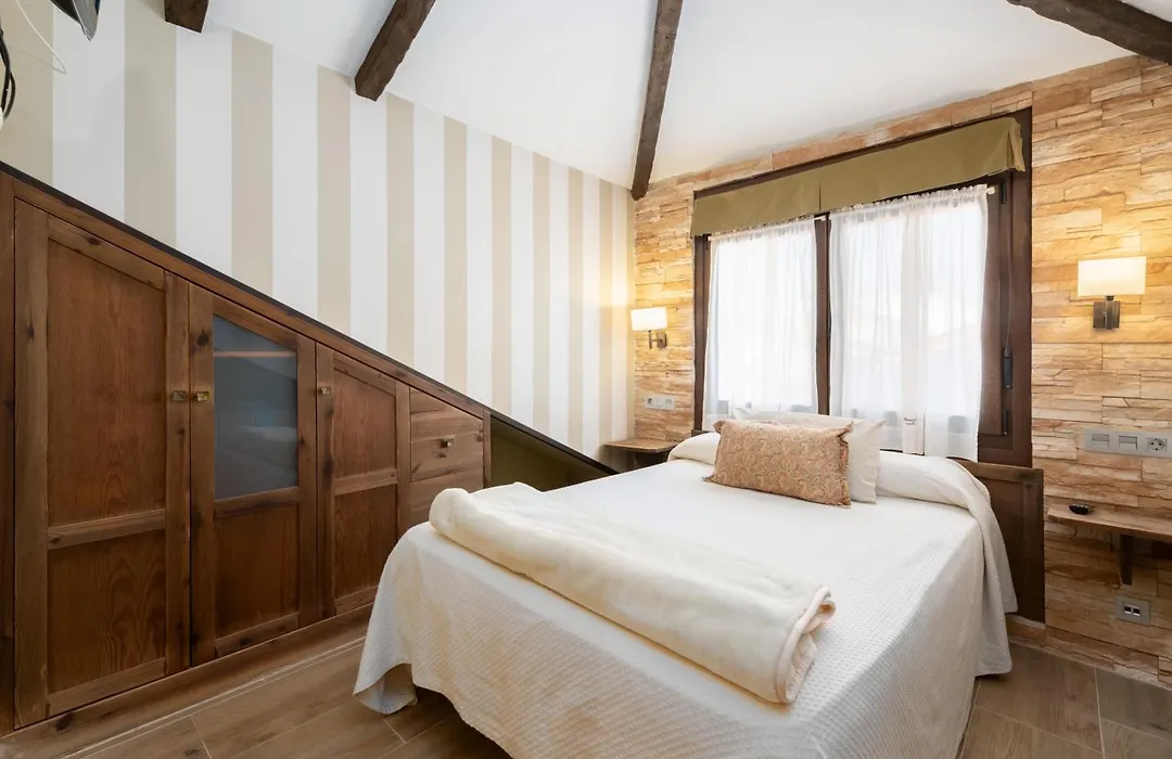 Cimavilla Rooms-1