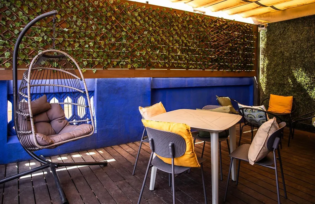 Urbany Hostel Bcn Go!-1