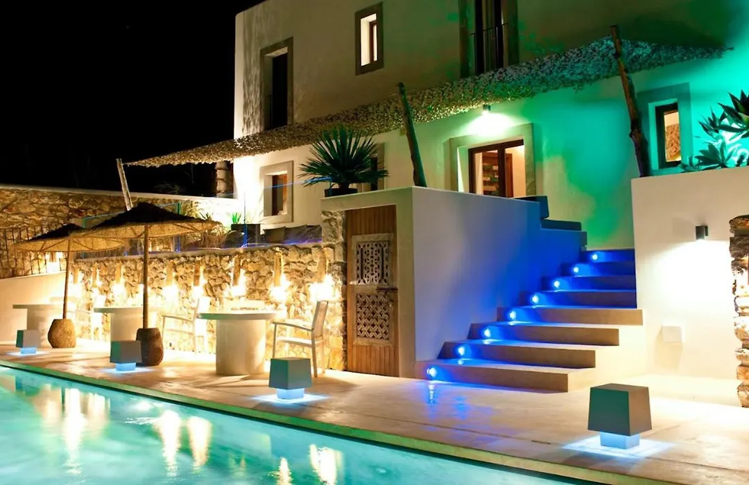 The Giri Residence-1