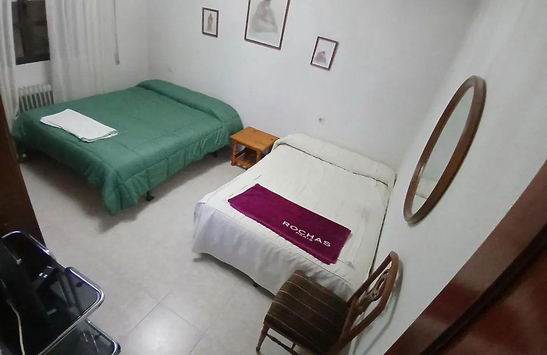 Room In Guest Room - Double Room In Chalet In Toledo-1
