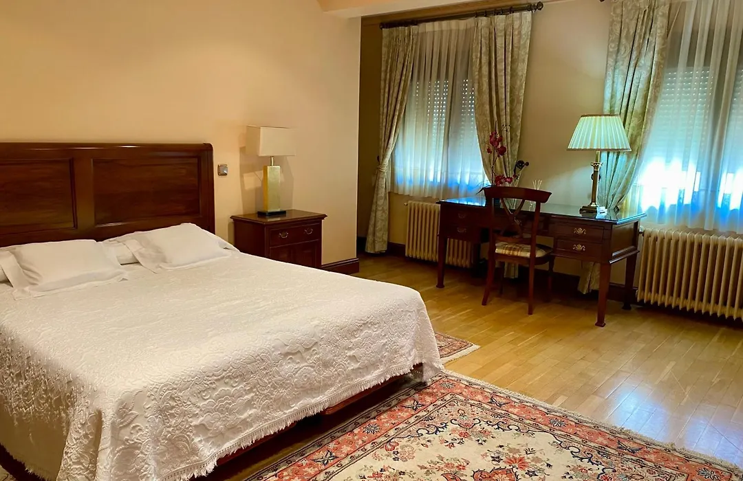 Hotel Aranda-1