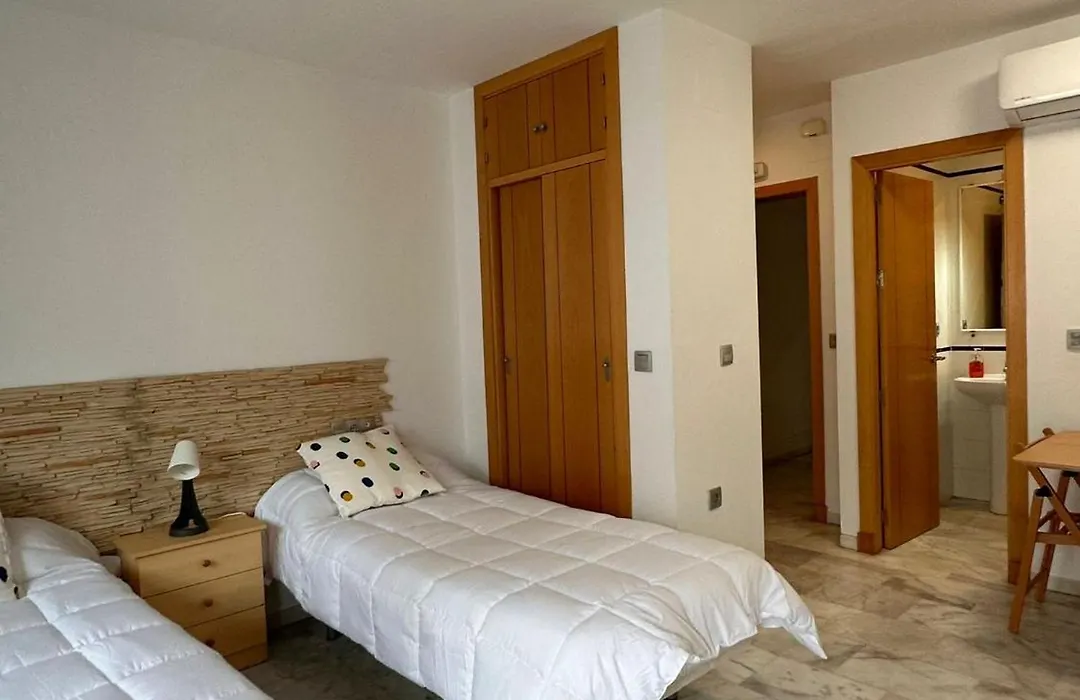 Apartahotel Dona Reyes-1