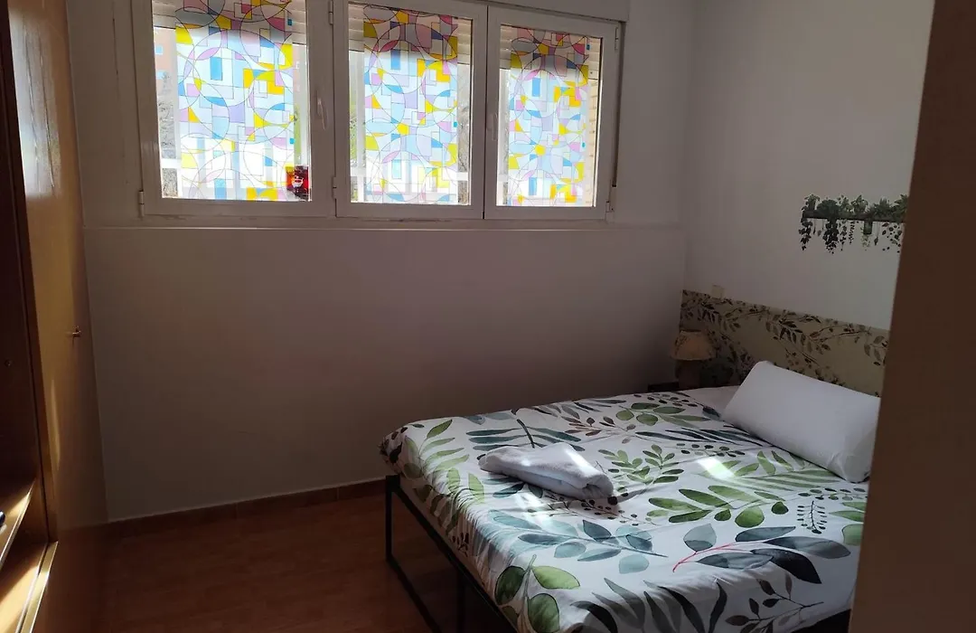 Apartamento Y Habitaciones El Colmenar-1