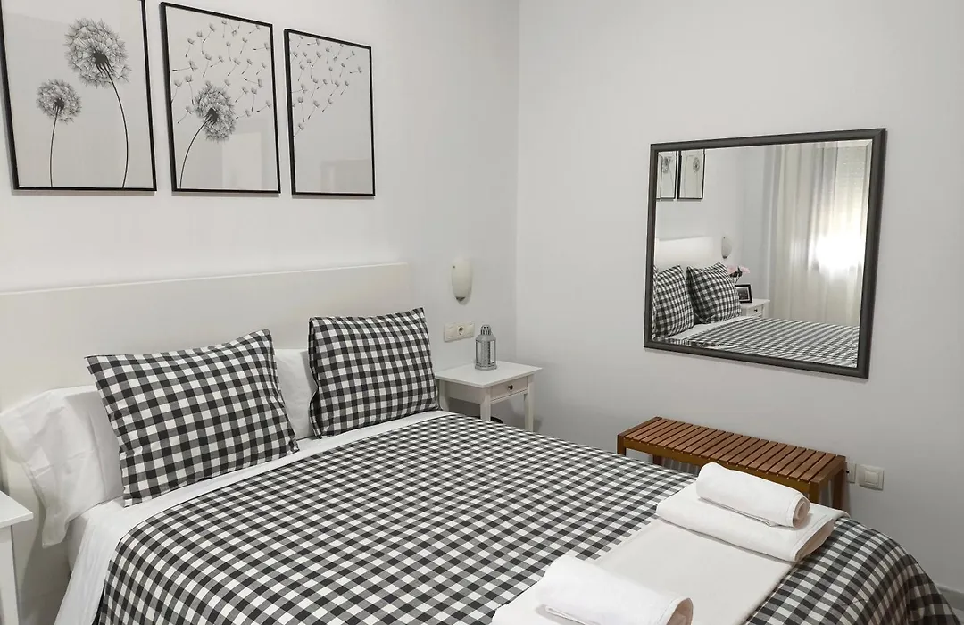 Apartamento Acogedor - Piscina - Parking-1