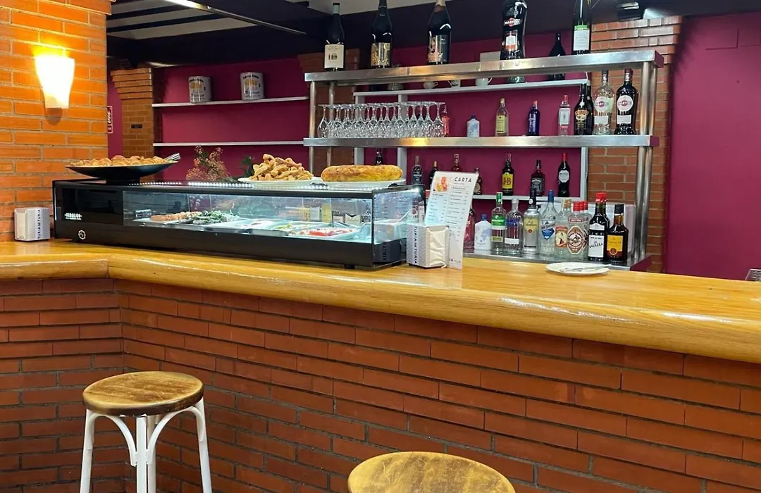 Hotel Fidalgo-1