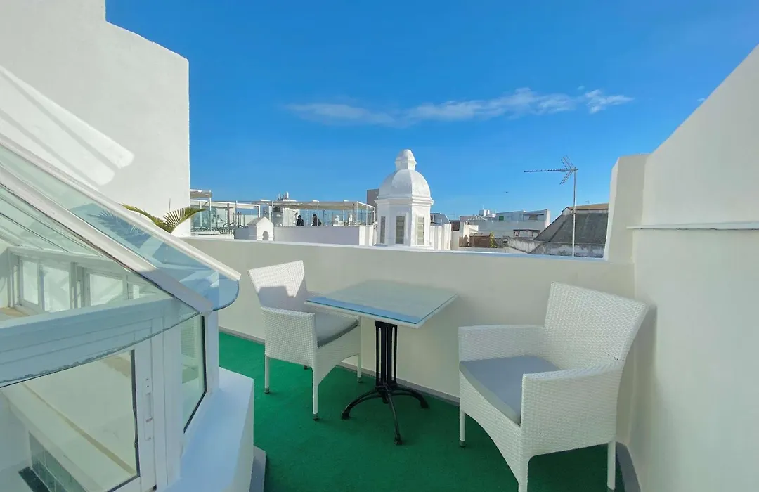 Hotel Boutique Las Cortes De Cádiz-1