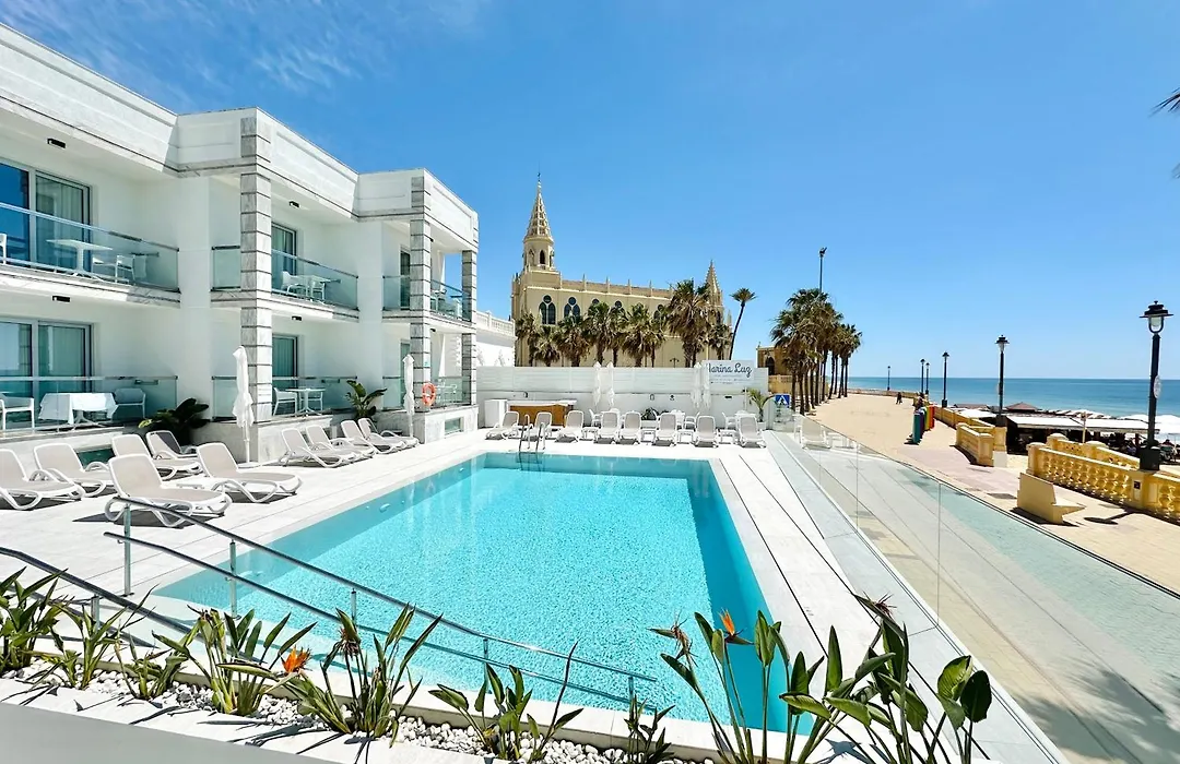 Hotel Apartamentos Marina Luz-1