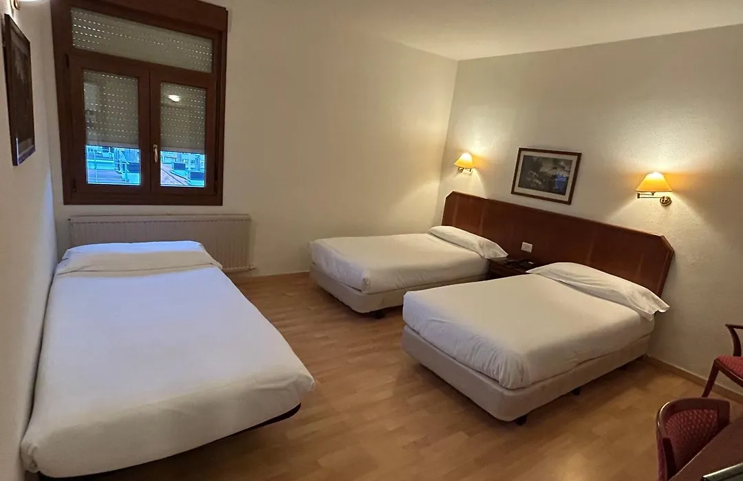 Hotel Unzaga Plaza-1