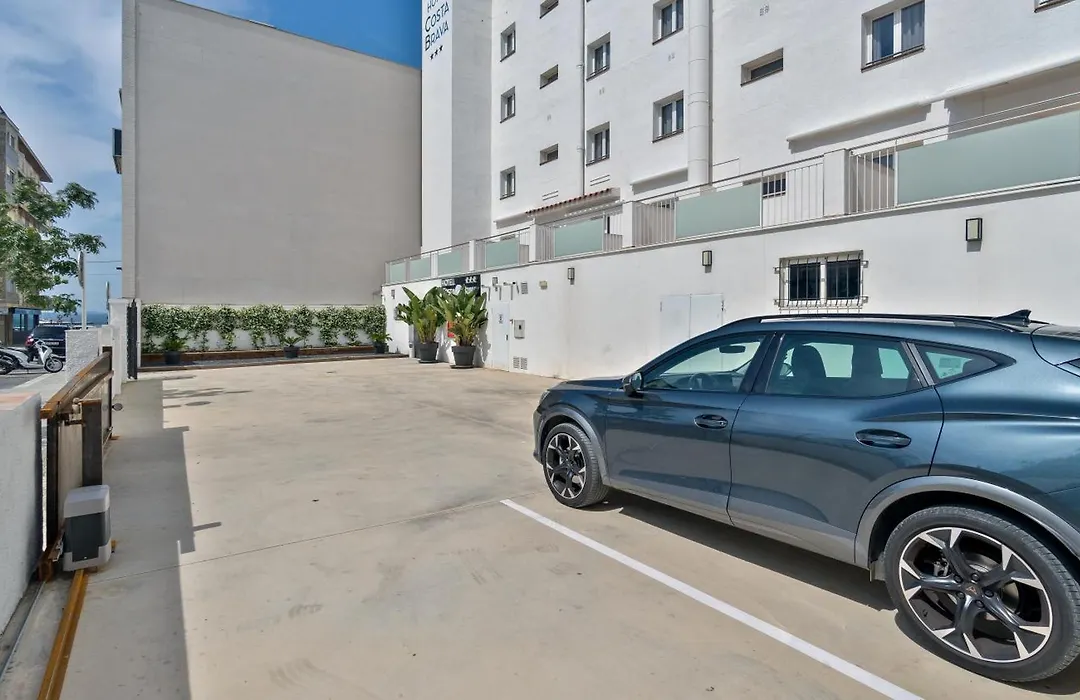 Hotel Costa Brava-1