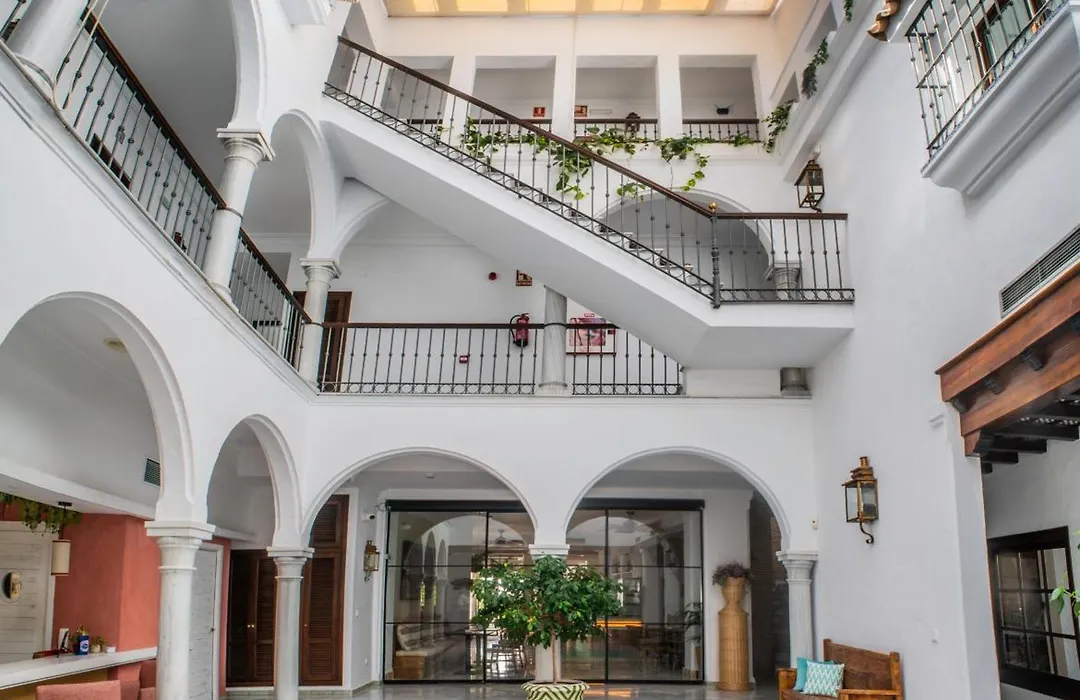 Hotel Doña Lola Zahara-1