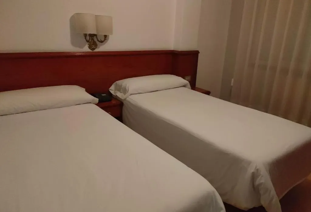 Hotel Maycar-1