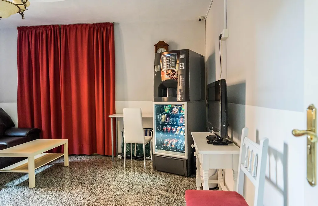 Hostal Sonia Granada-1