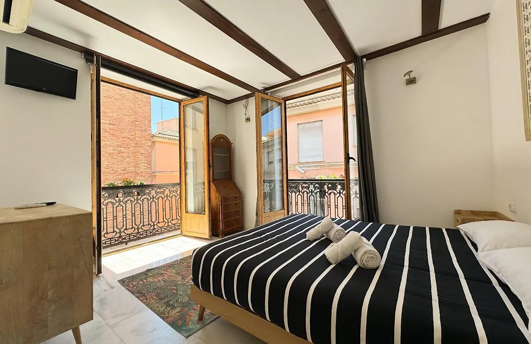 Duplex En El Carmen 2-1