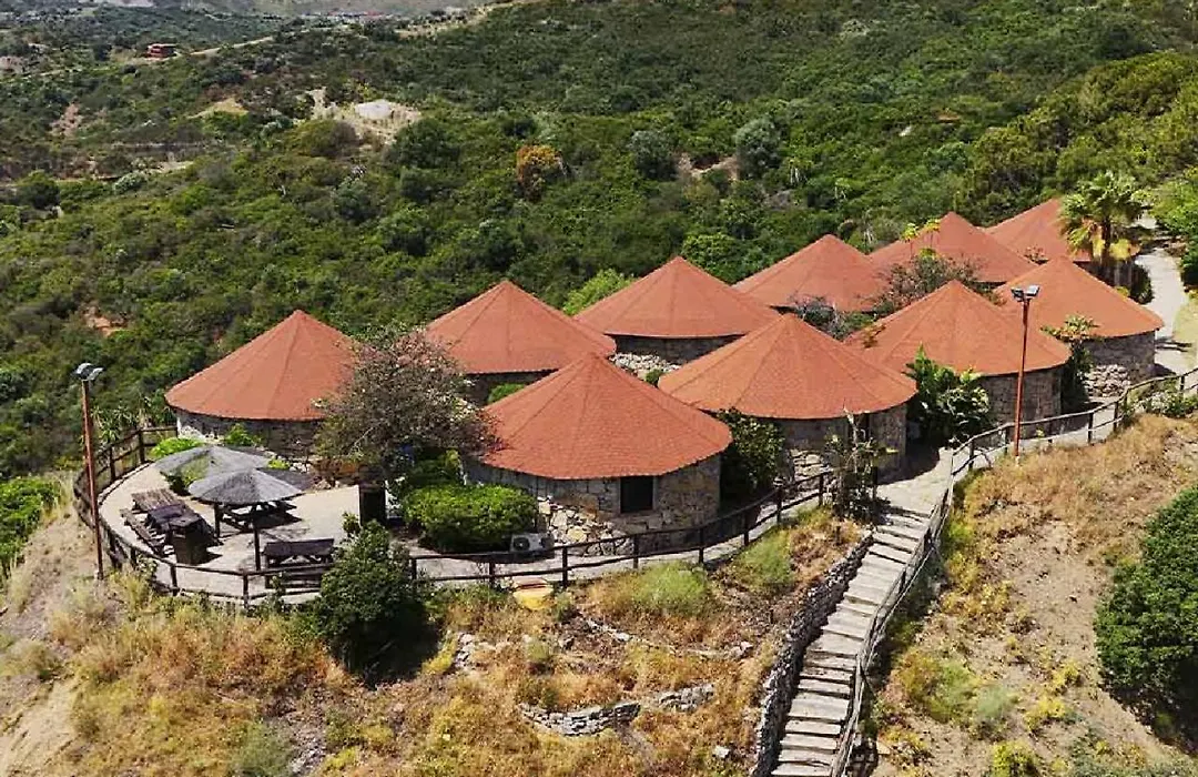 Hotel Selwo Lodge - Animal Park Tickets Included-1