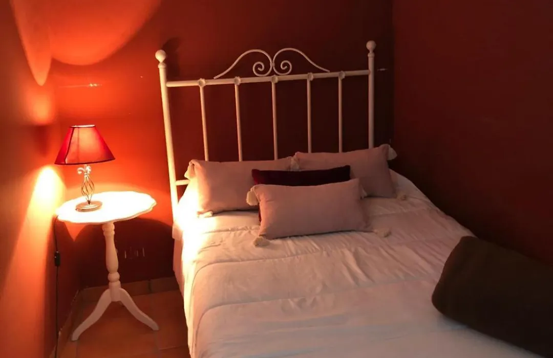 Hostal La Caballeriza-1
