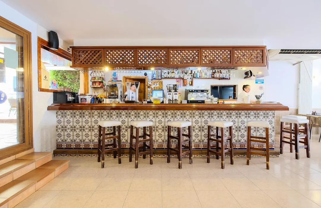 Hostal Marino-1