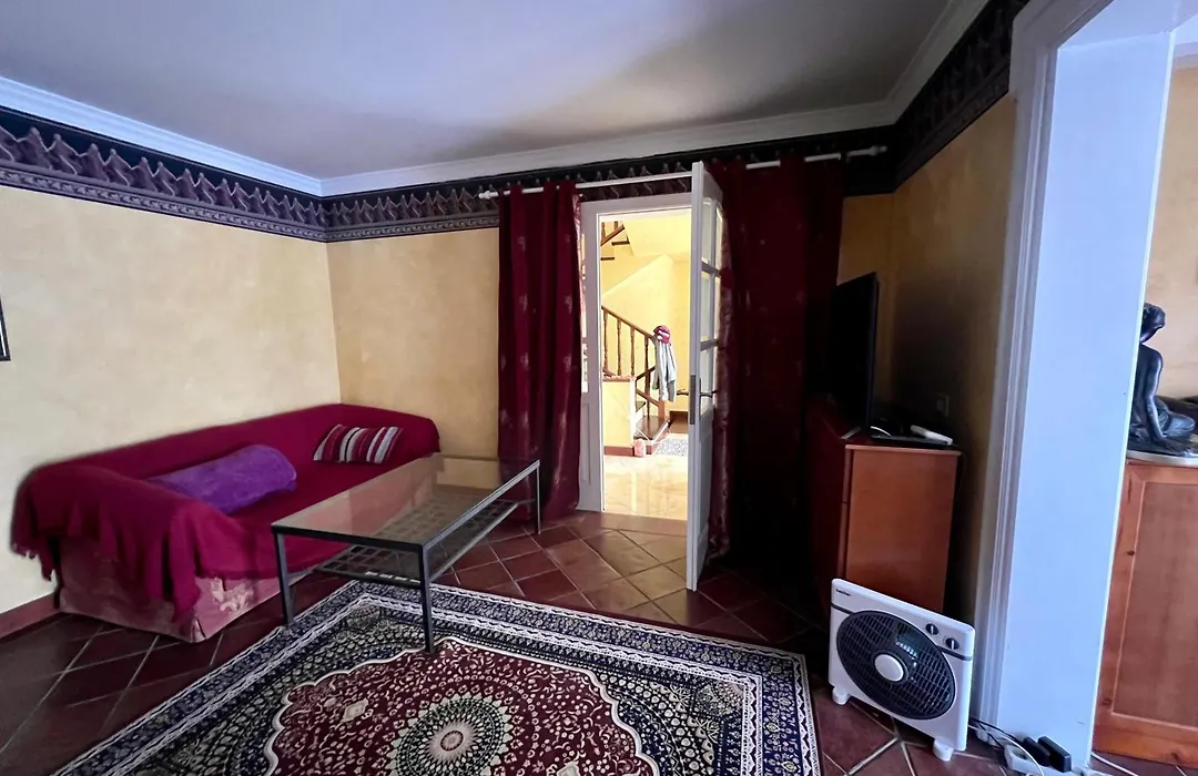 "Flora B&B "- Rooms In Privat Home Habitaciones En Una Casa Privada-1