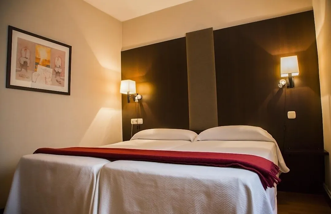 Hotel Delta-1