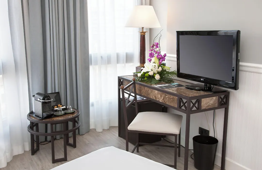 Hotel Gran Via-1