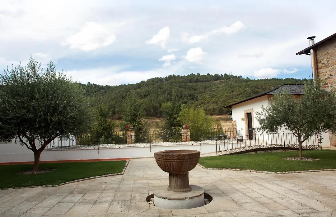 Hotel Monumento Pazo Do Castro-1