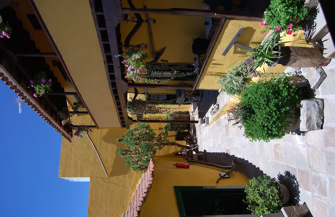 Hotel Rural Senderos de Abona-1