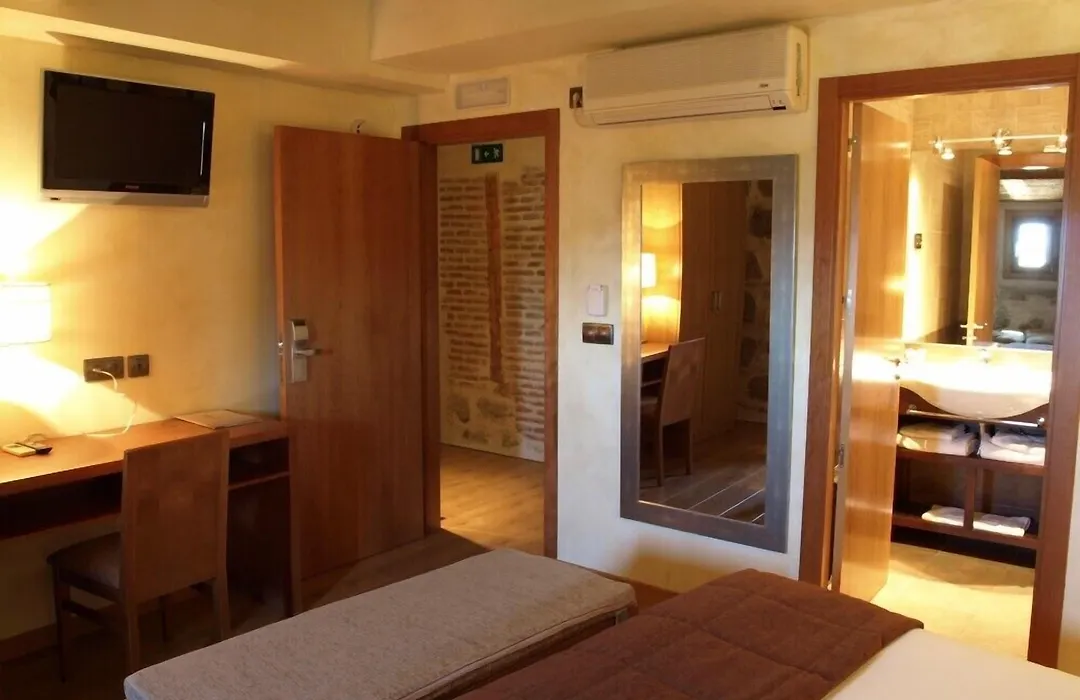 Hotel Las Leyendas-1
