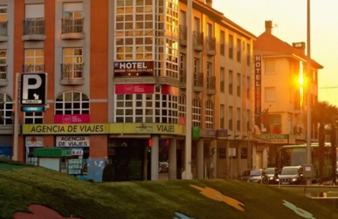 Hotel Madrid Torrejon Plaza-1