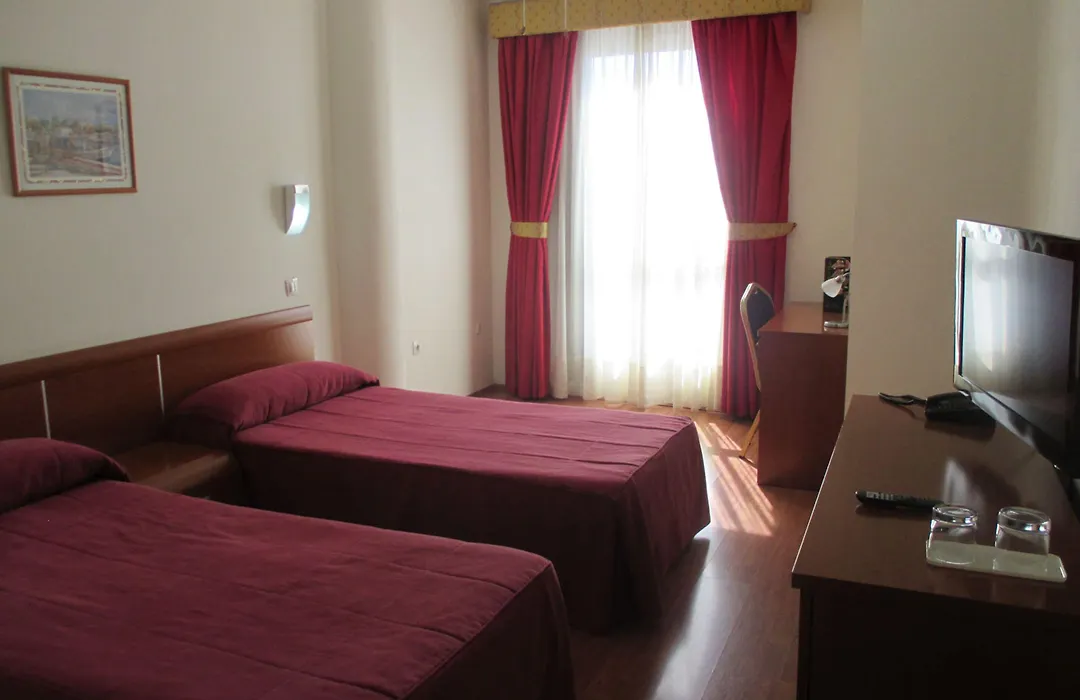 Hotel Avenida de Canarias-1