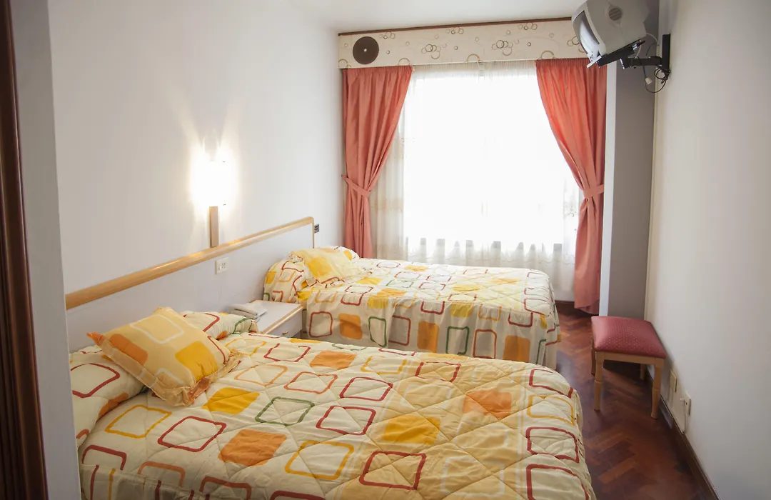 Hotel Cristal 1-1