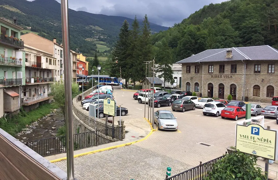 Hotel Els Cacadors De Ribes-1
