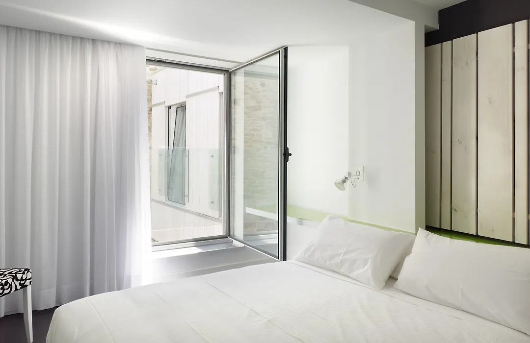 Moure Hotel-1