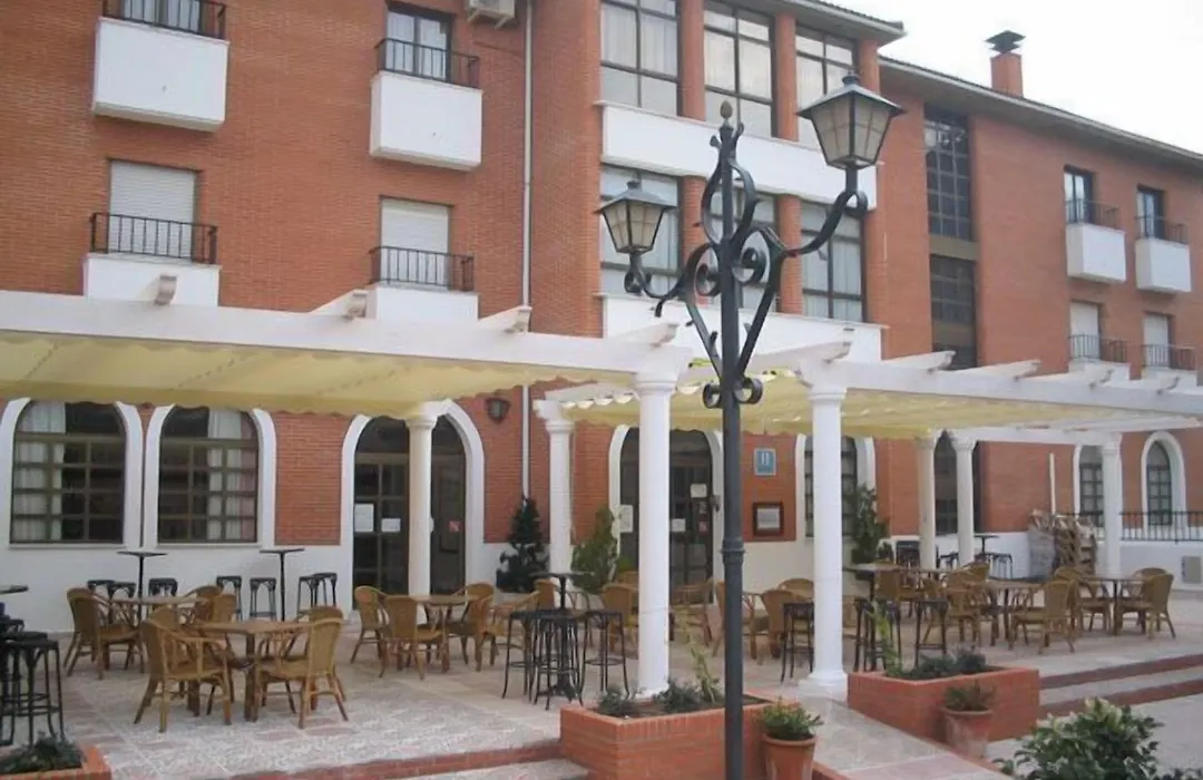 Hotel Dracos-1