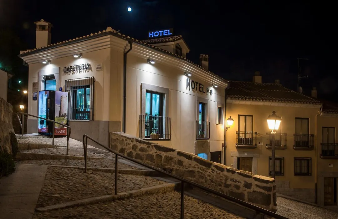 Hotel Puerta de la Santa-1