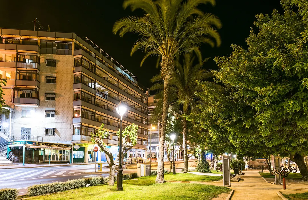 Flats Friends Atlantida-1