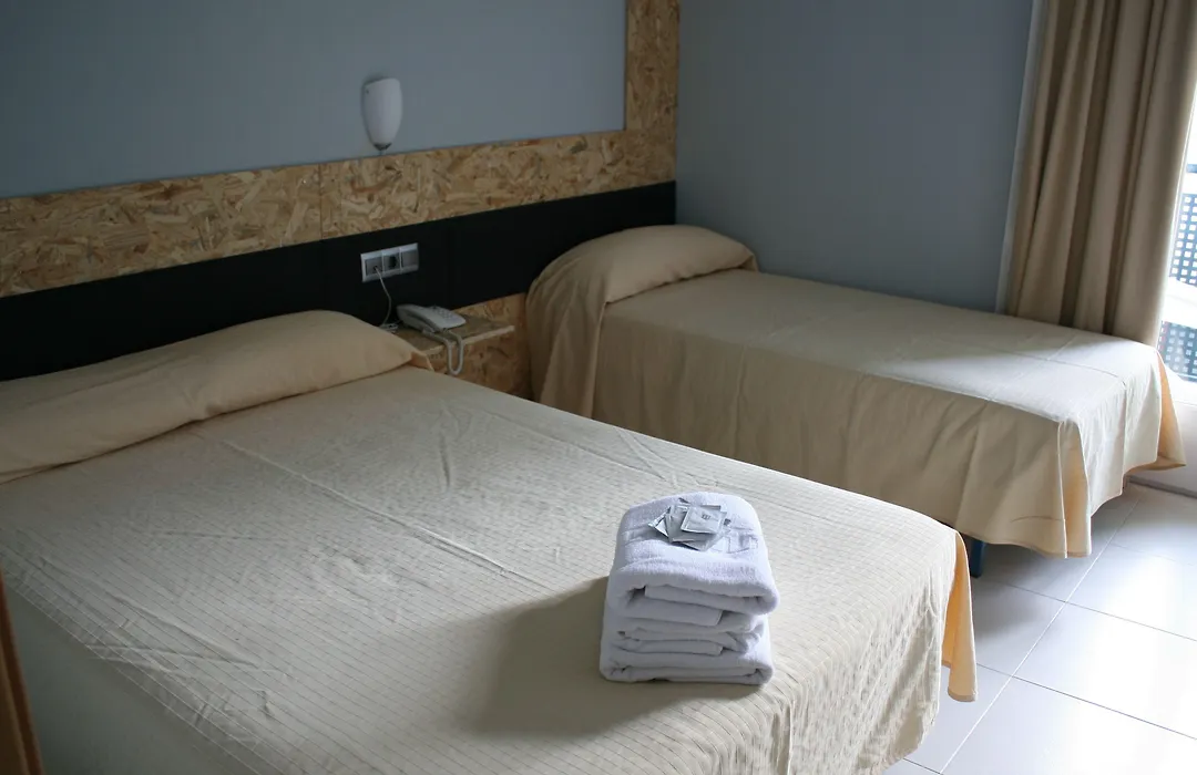 Hotel Sant Jordi-1
