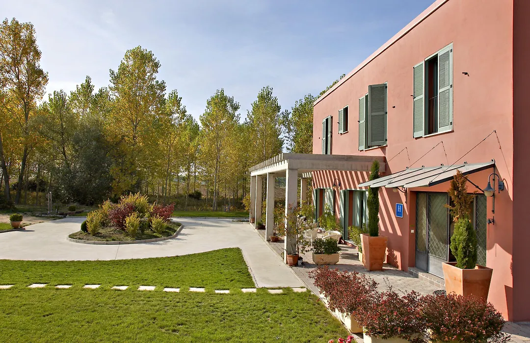 Hotel Santa Coloma Del Camino-1
