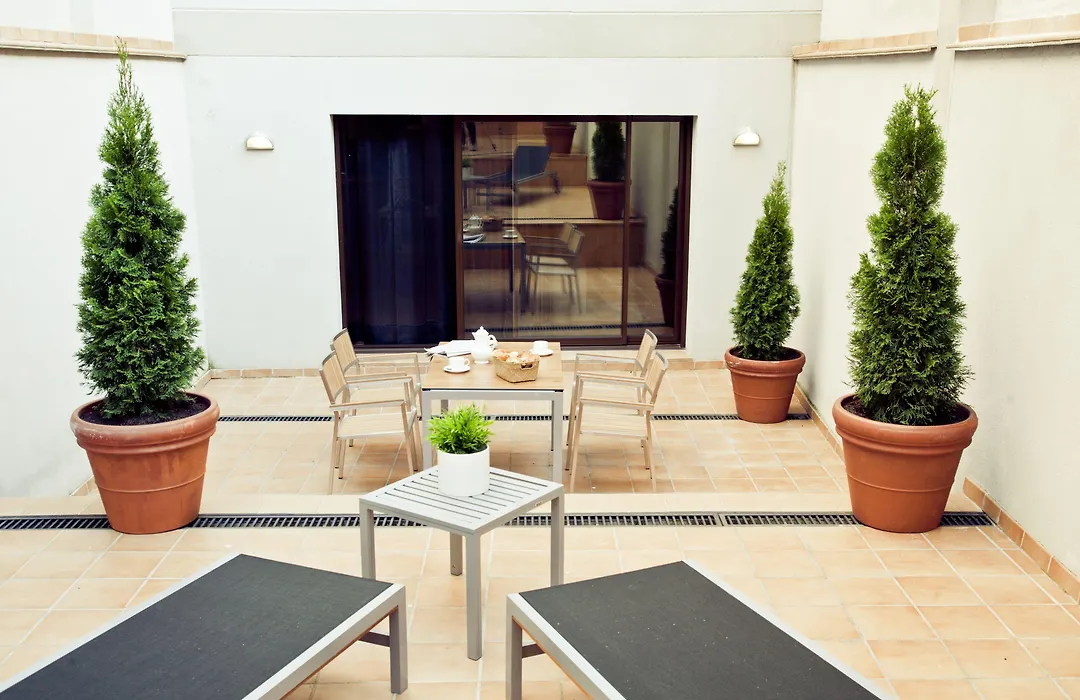 Up Suites Bcn-1