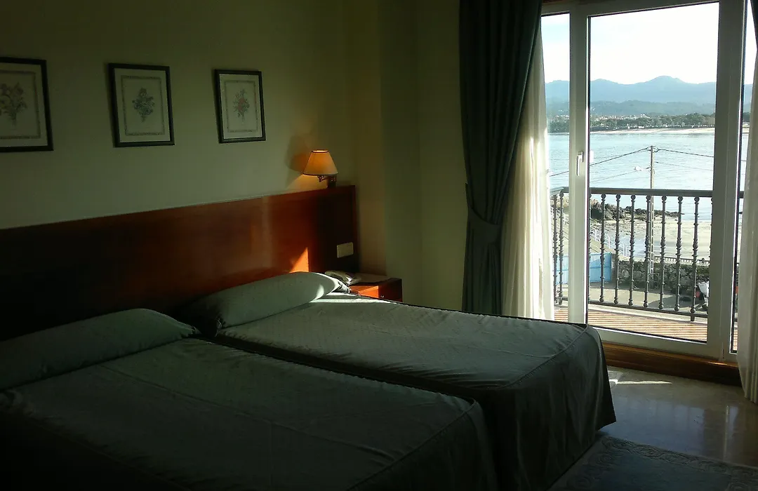 Hotel Bahía Bayona-1