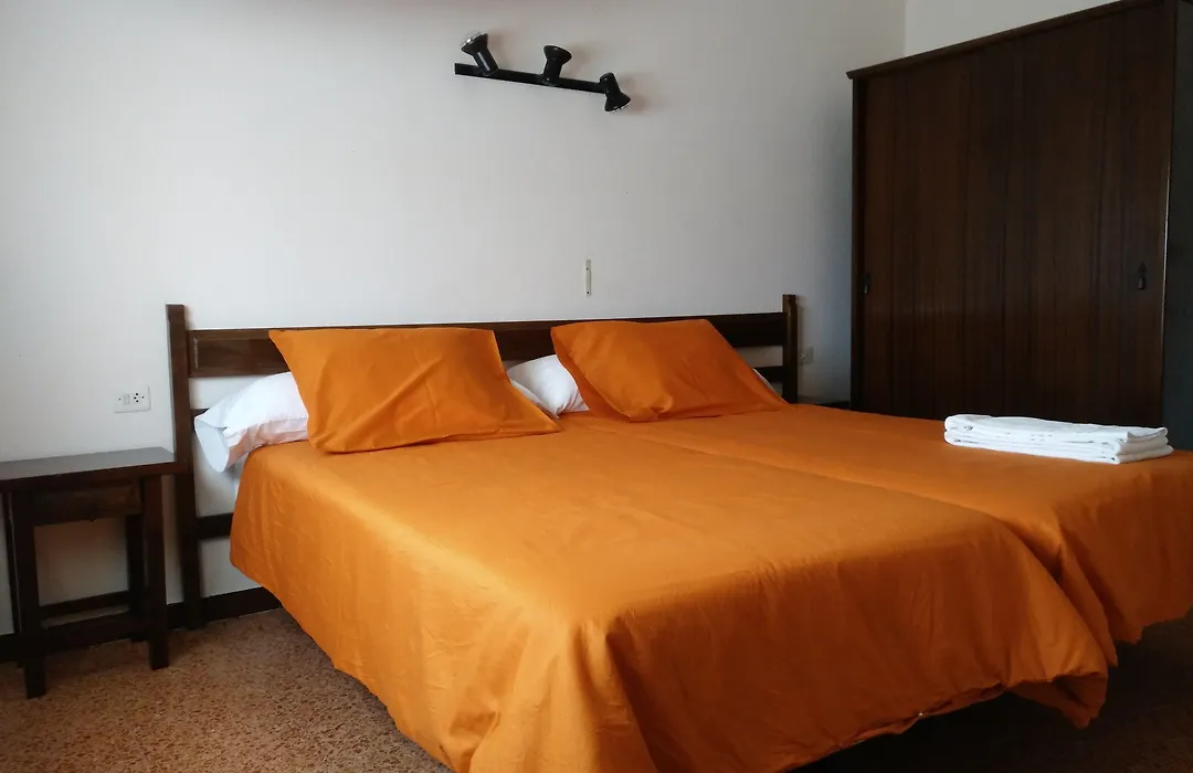 Hostal L'Esplai-1