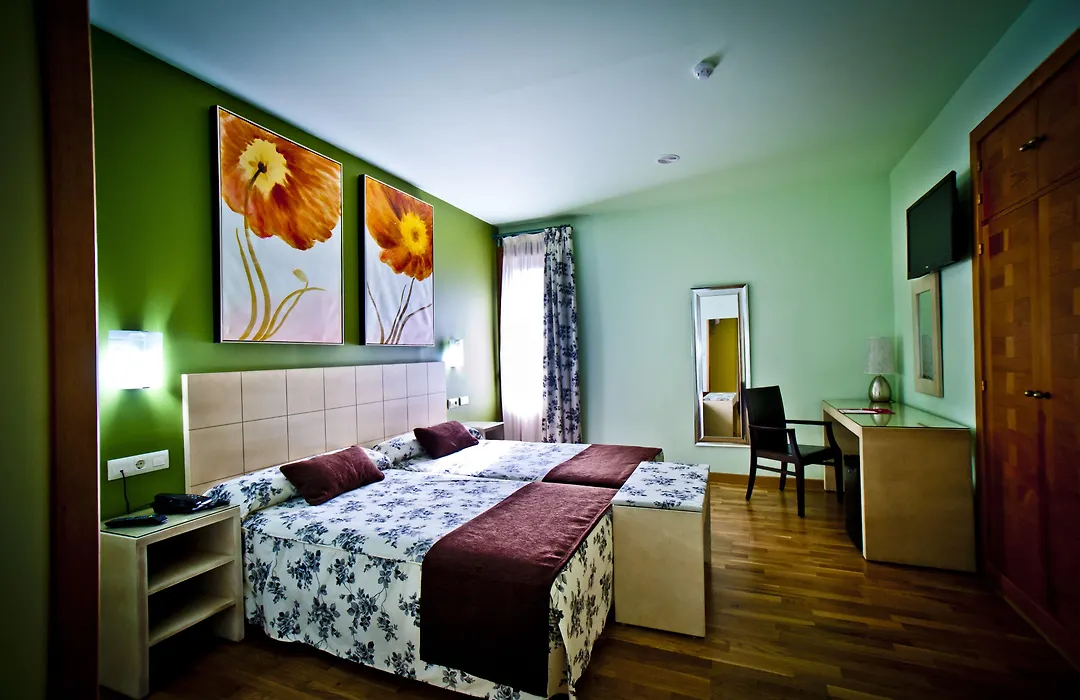 Hotel Condes de Castilla-1