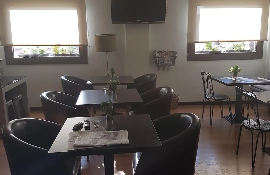 Hotel Entredos-1