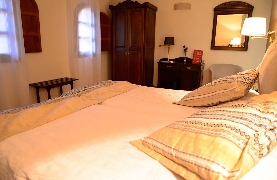 Hotel Cardenal Ram-1