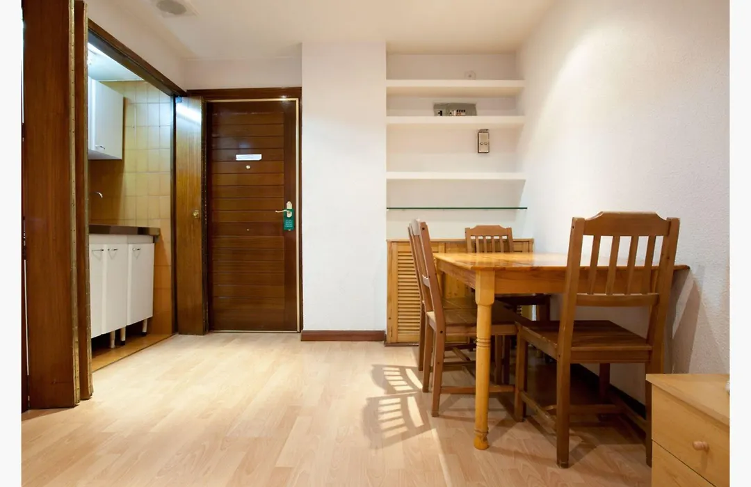Apartamentos Goya 75-1