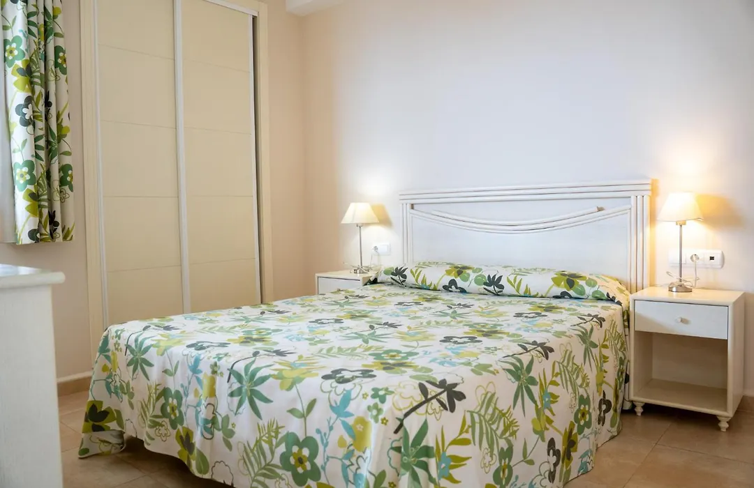 Apartamentos Esmeralda Suites Unitursa-1