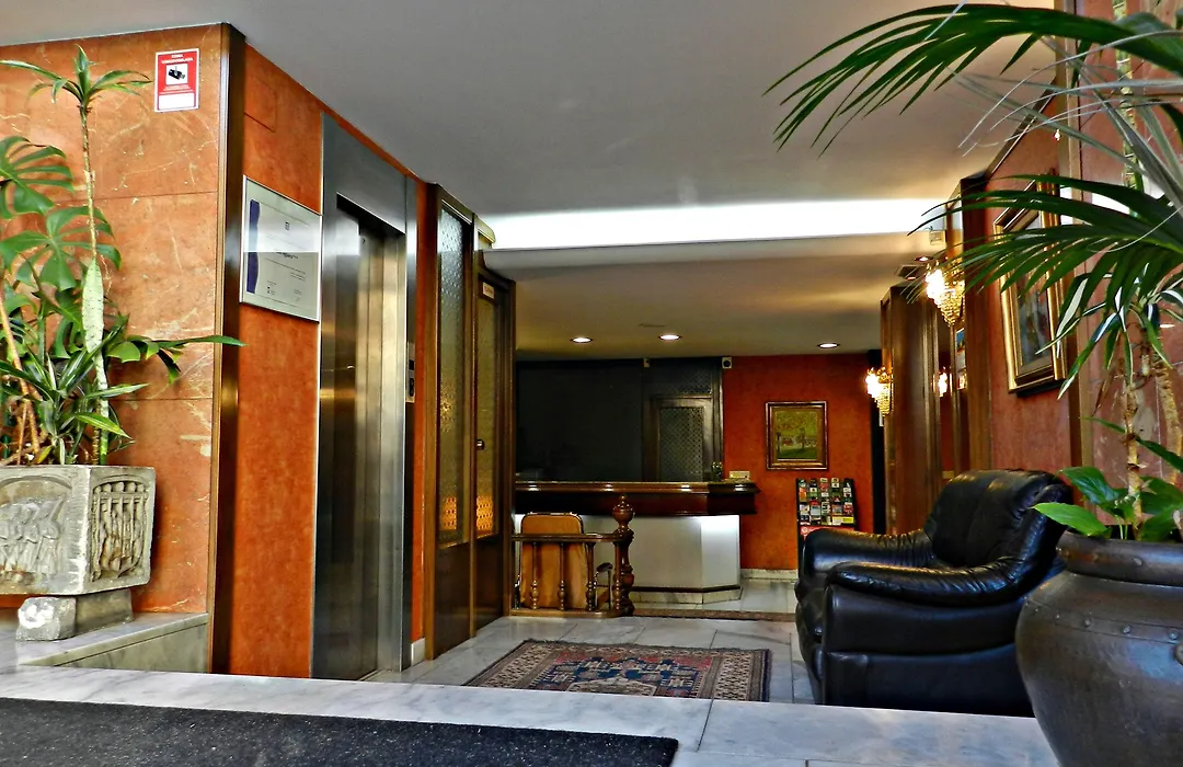 Hotel Alda Centro Gijón-1