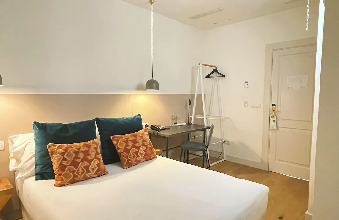 Veintiuno Emblematic Hotels By Airnest (Adults Only)-1
